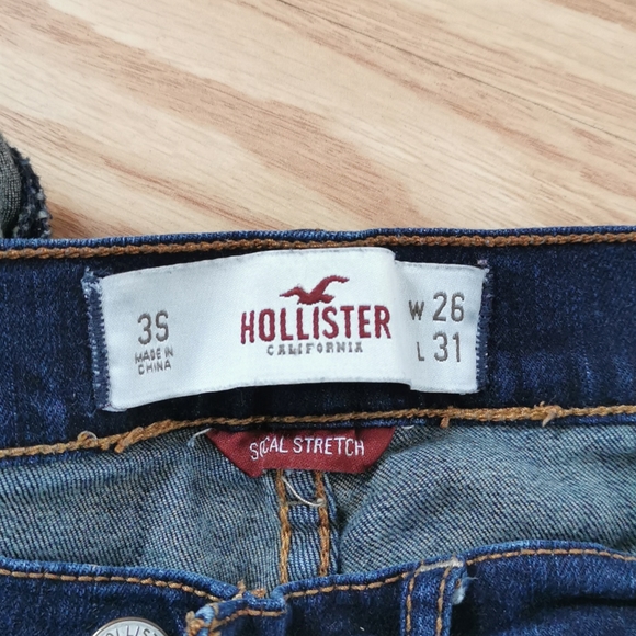 Hollister Social Stretch Jean - Picture 2 of 3